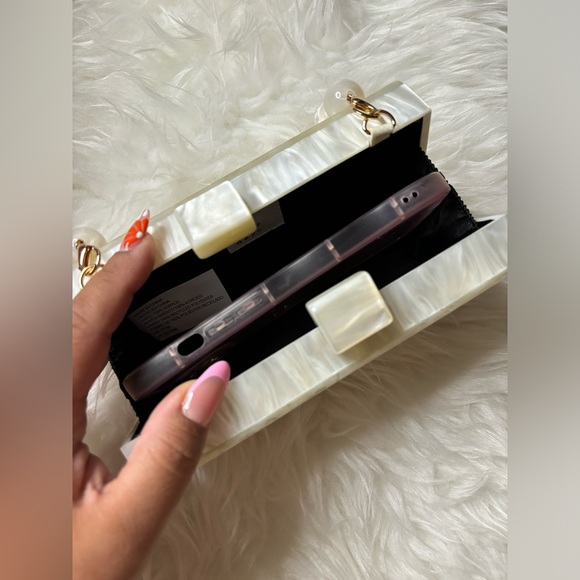 Handbag - Picture 4 of 5